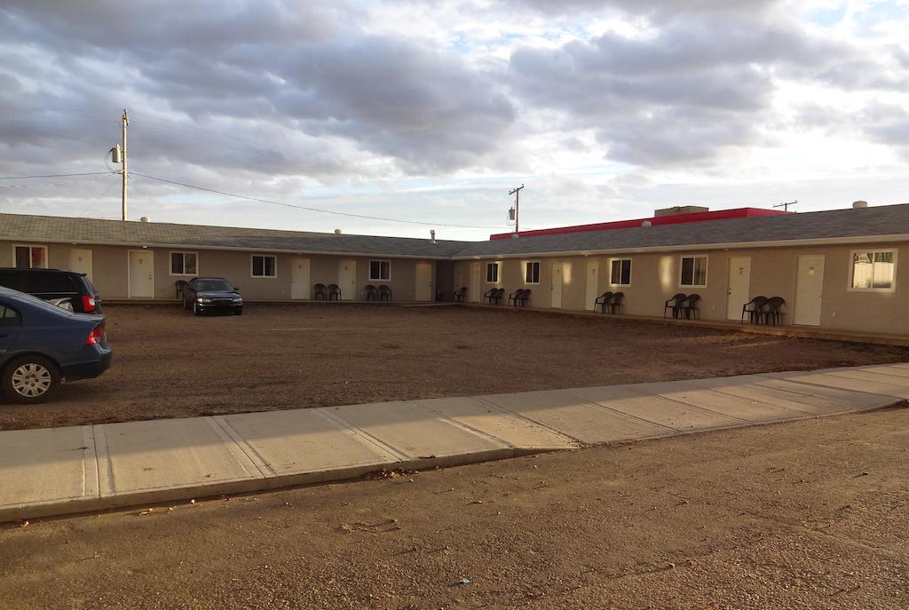 King'S Hotel & Motel By Elevate Rooms Shaunavon Extérieur photo
