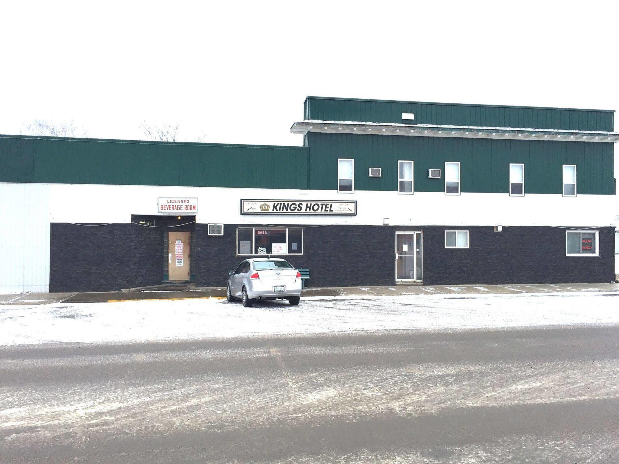 King'S Hotel & Motel By Elevate Rooms Shaunavon Extérieur photo